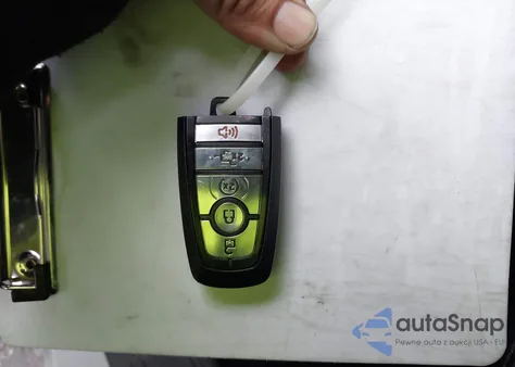 2021 Ford Bronco First Edition z USA, uszkodzony, nr VIN 1FMEE5EP8MLA40840